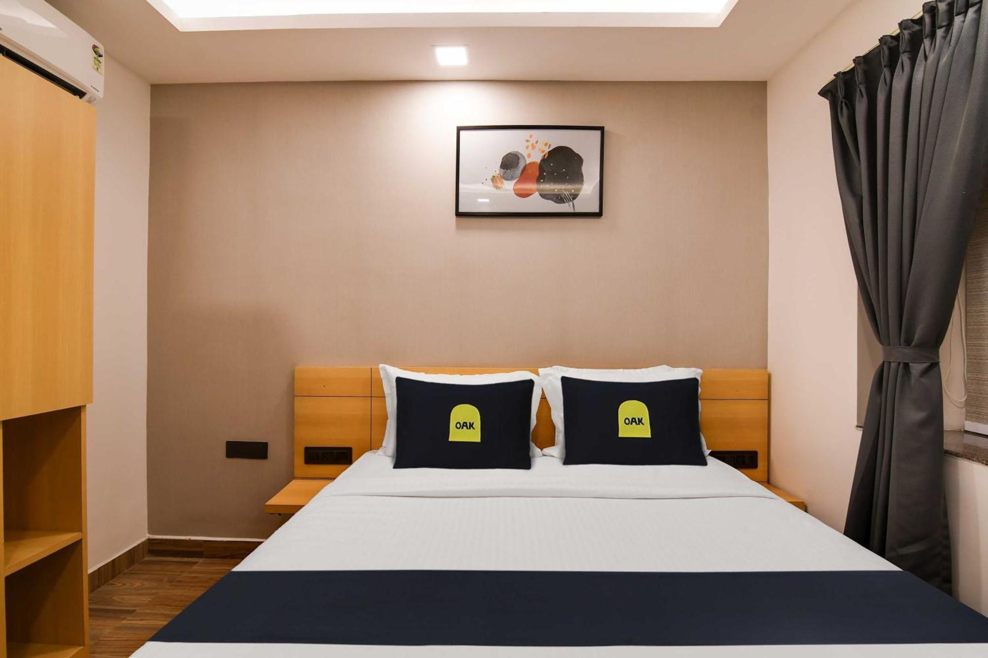 Super Townhouse Oak Sayhallo Ecstasy Bhubaneswar Extérieur photo