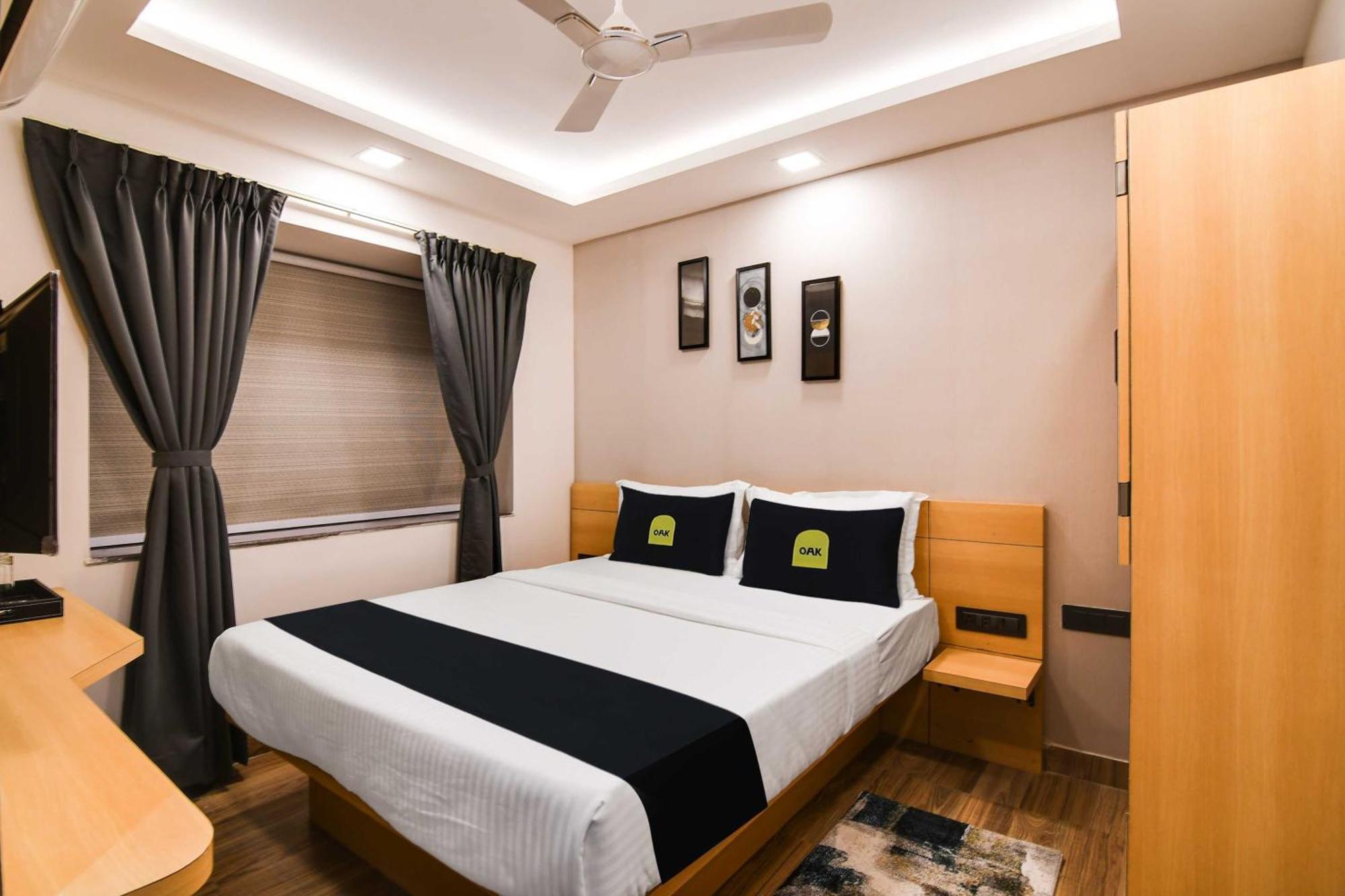 Super Townhouse Oak Sayhallo Ecstasy Bhubaneswar Extérieur photo
