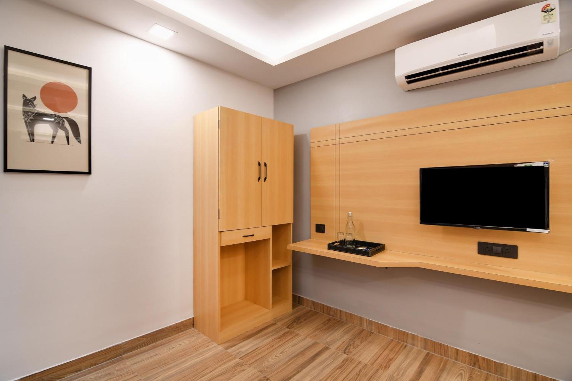 Super Townhouse Oak Sayhallo Ecstasy Bhubaneswar Extérieur photo