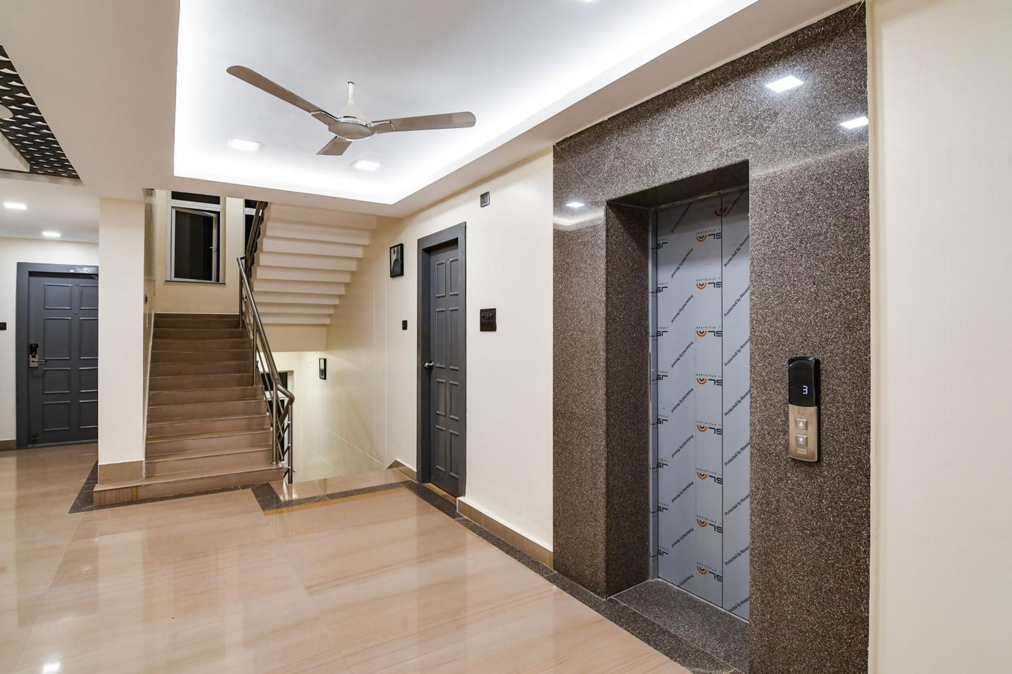 Super Townhouse Oak Sayhallo Ecstasy Bhubaneswar Extérieur photo