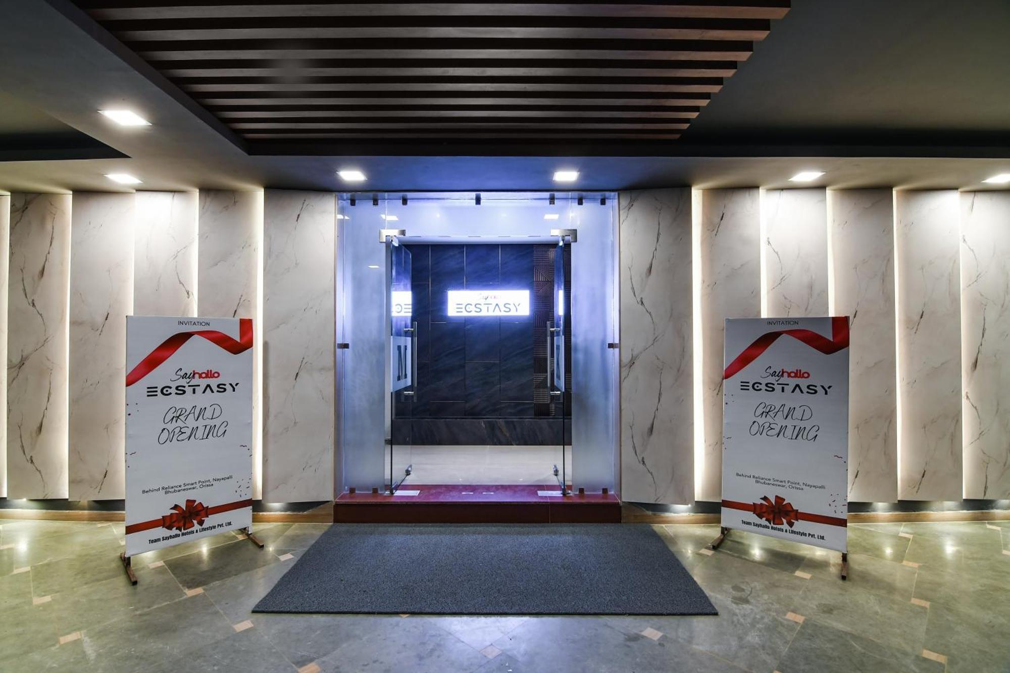 Super Townhouse Oak Sayhallo Ecstasy Bhubaneswar Extérieur photo