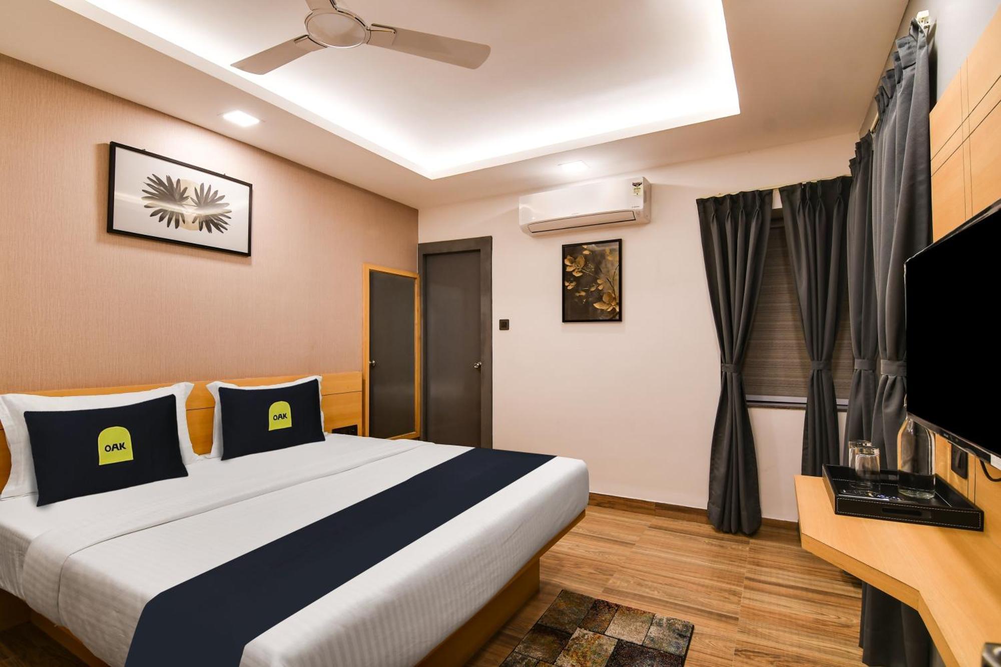 Super Townhouse Oak Sayhallo Ecstasy Bhubaneswar Extérieur photo