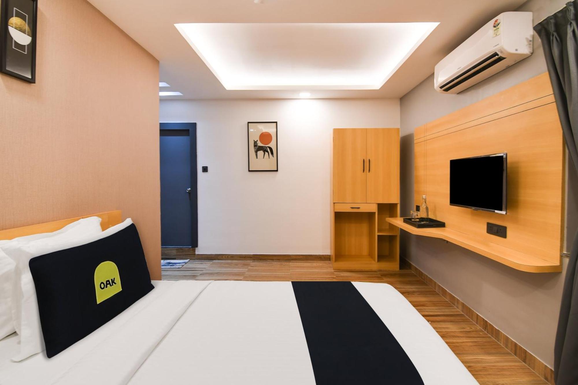 Super Townhouse Oak Sayhallo Ecstasy Bhubaneswar Extérieur photo