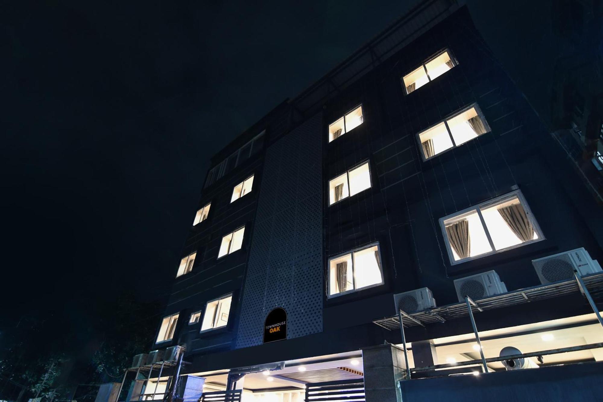 Super Townhouse Oak Sayhallo Ecstasy Bhubaneswar Extérieur photo
